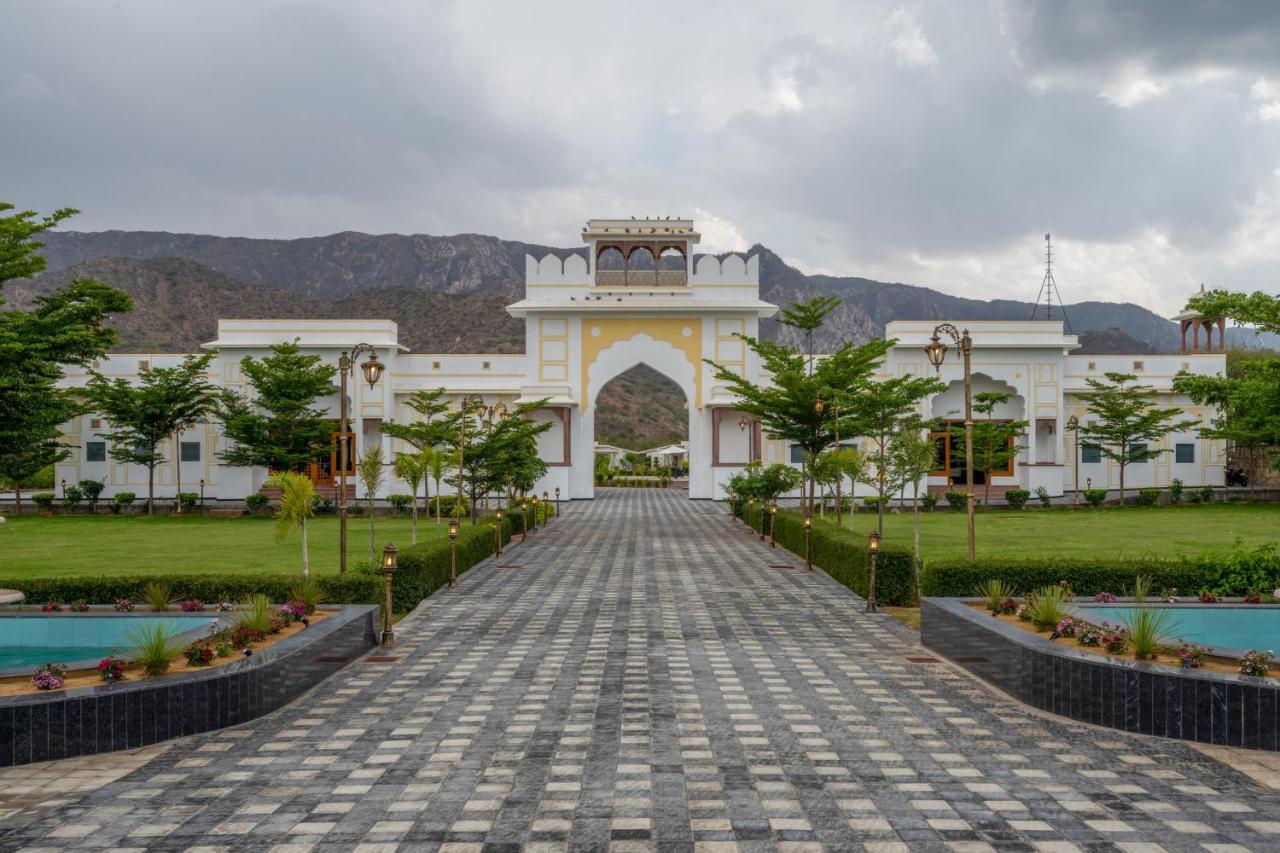 Nawalgarh Hukamgarh - A Luxury Boutique Resort מראה חיצוני תמונה