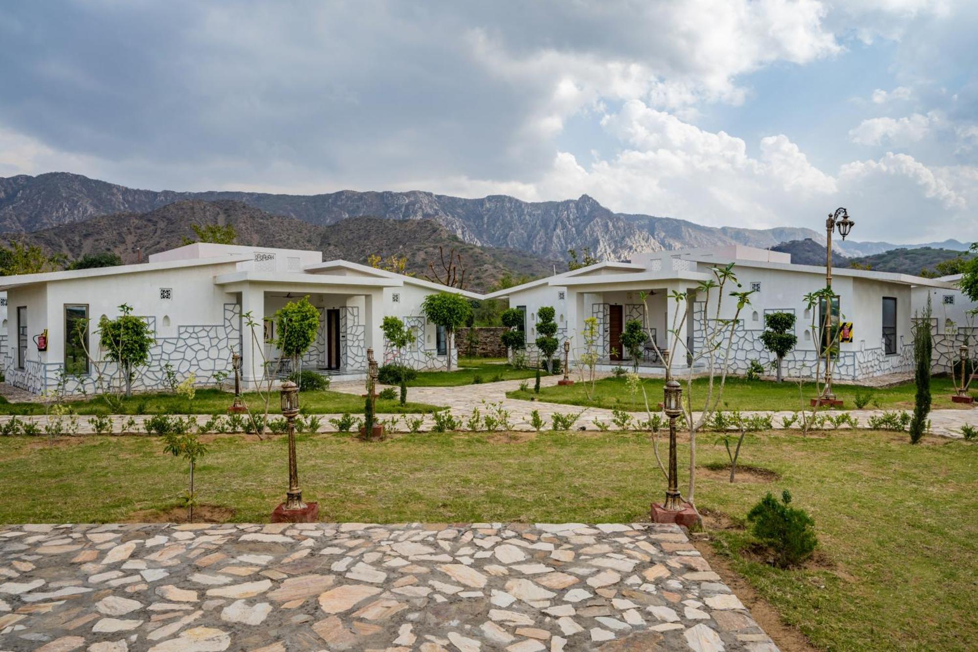 Nawalgarh Hukamgarh - A Luxury Boutique Resort מראה חיצוני תמונה
