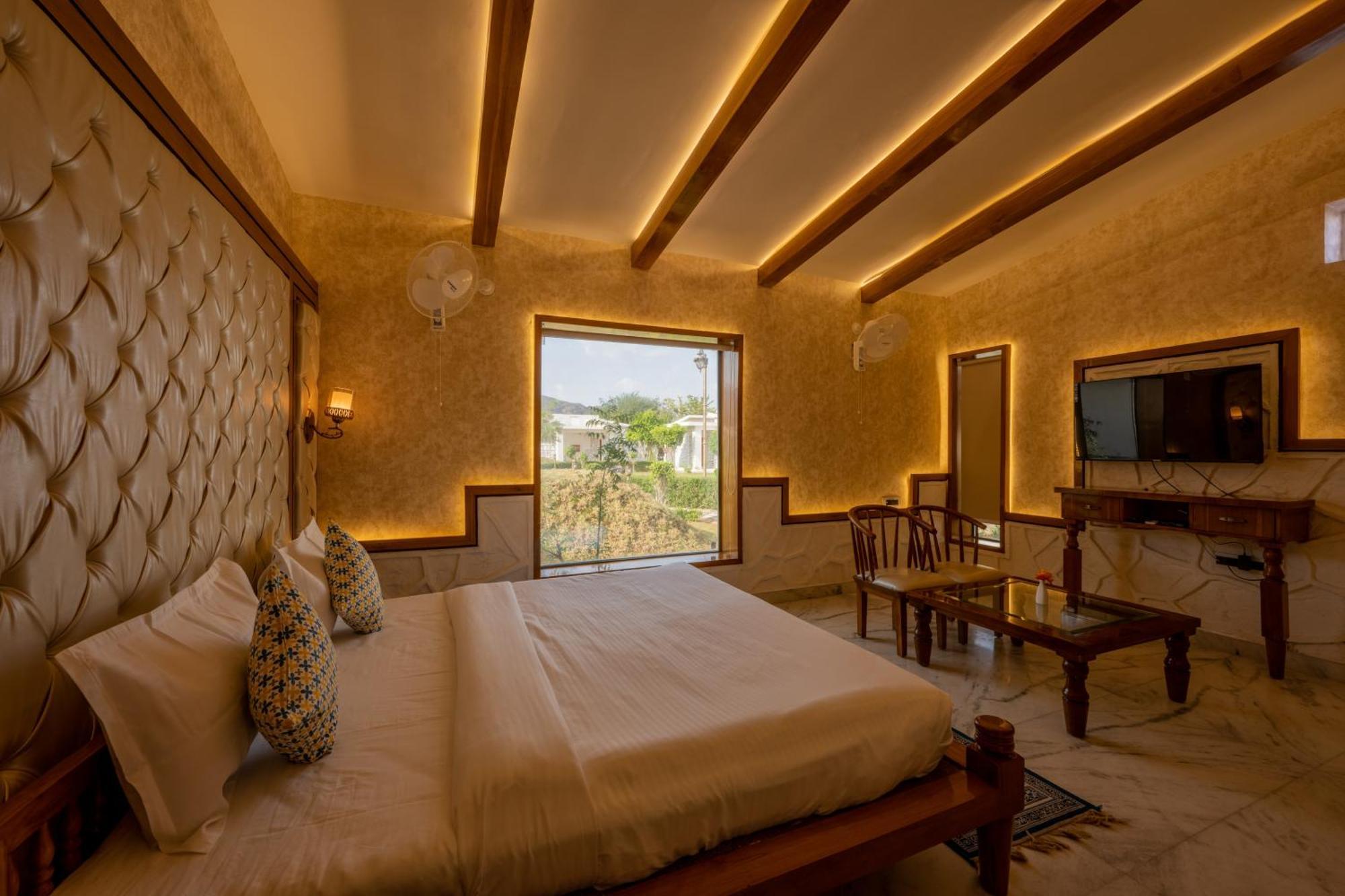 Nawalgarh Hukamgarh - A Luxury Boutique Resort מראה חיצוני תמונה